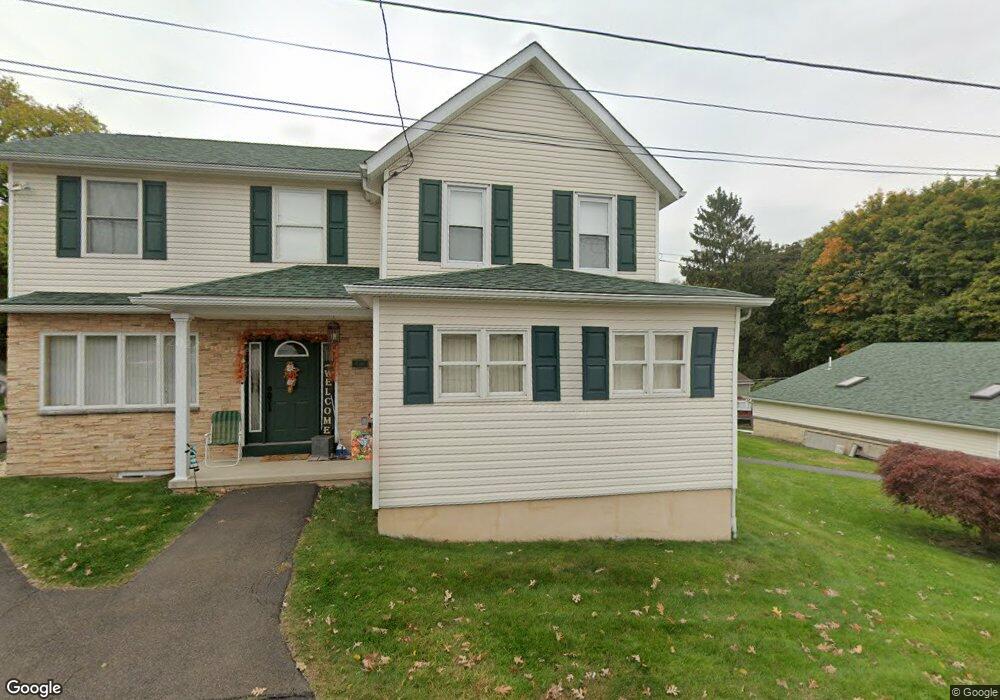 440 Edgar St, Throop, PA 18512 - photo 1