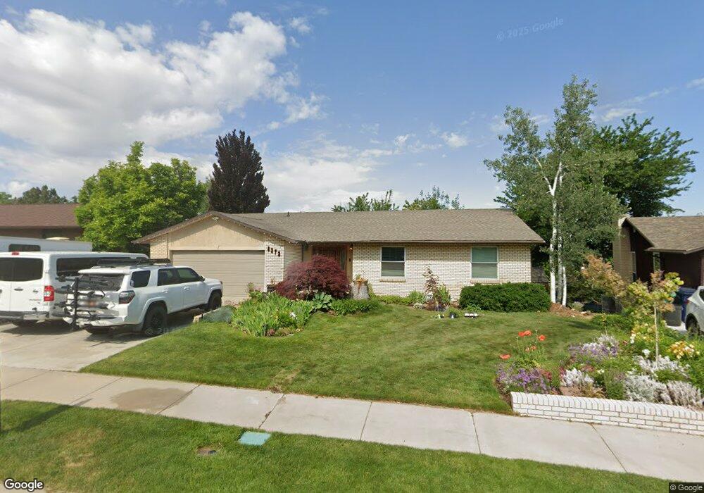 8372 Mesa Dr, Sandy, UT 84093 - photo 1