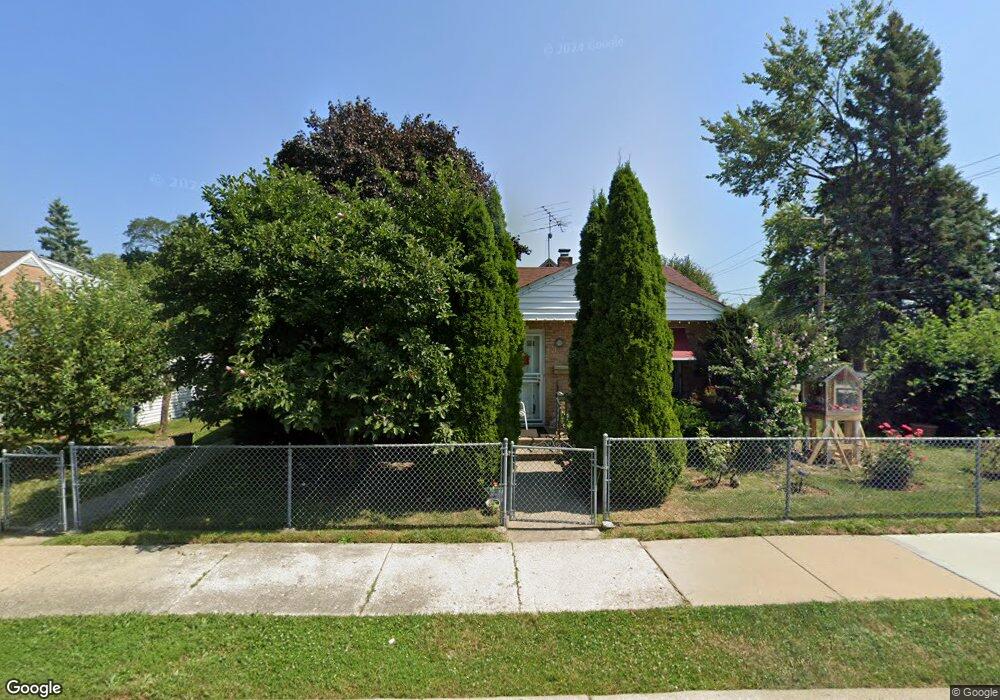 51 S Orchard Ave, Waukegan, IL 60085 - photo 1