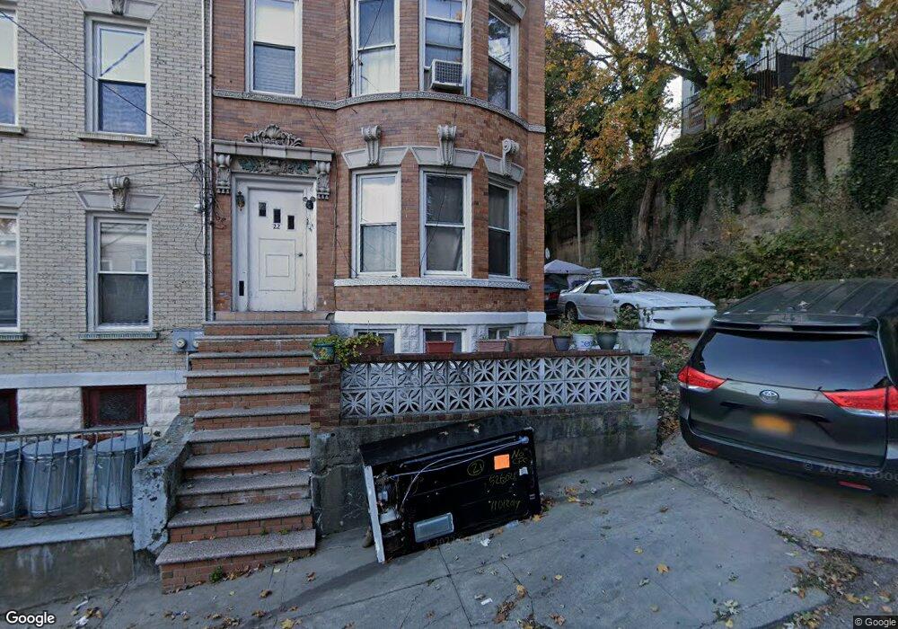 22 Sunnyside Ct, Brooklyn, NY 11207 - photo 1