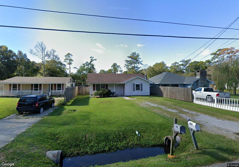 2421 Robin St, Slidell, LA 70460 - photo 1