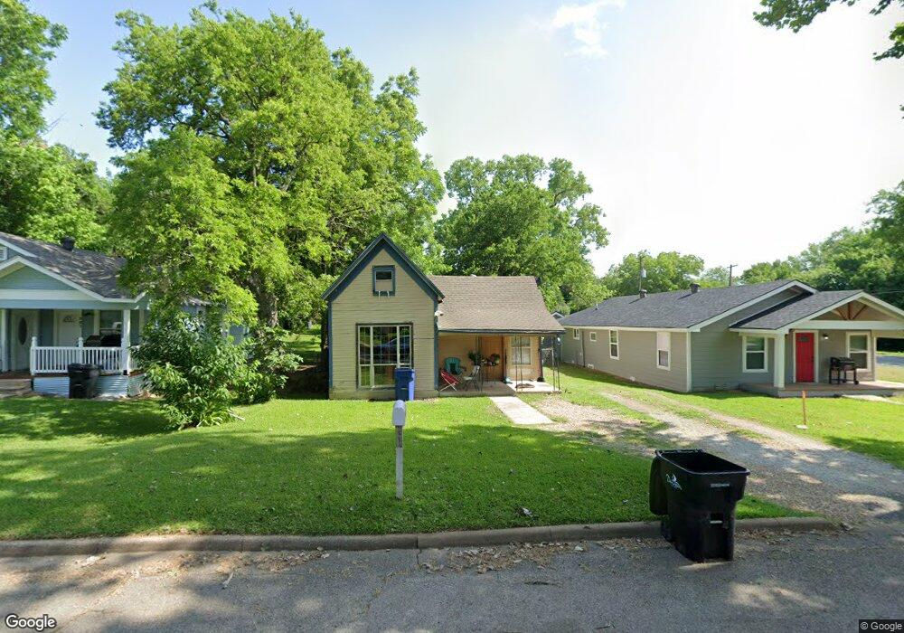 505 W Bond St, Denison, TX 75020 - photo 1