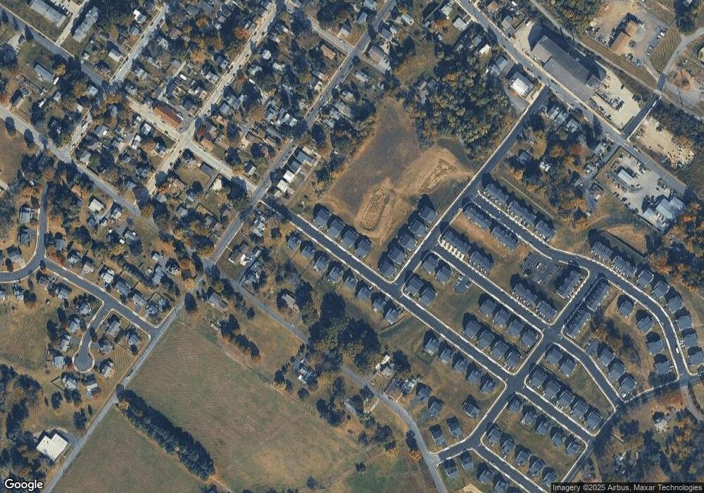 415 S Cedar St, Spring City, PA 19475 - photo 1