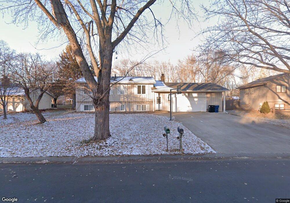 10785 Quaker Ln N, Maple Grove, MN 55369 - photo 1