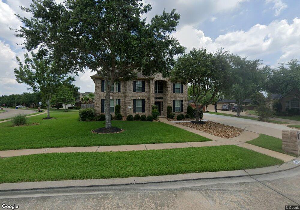 902 High Ridge Cir, Friendswood, TX 77546 - photo 1