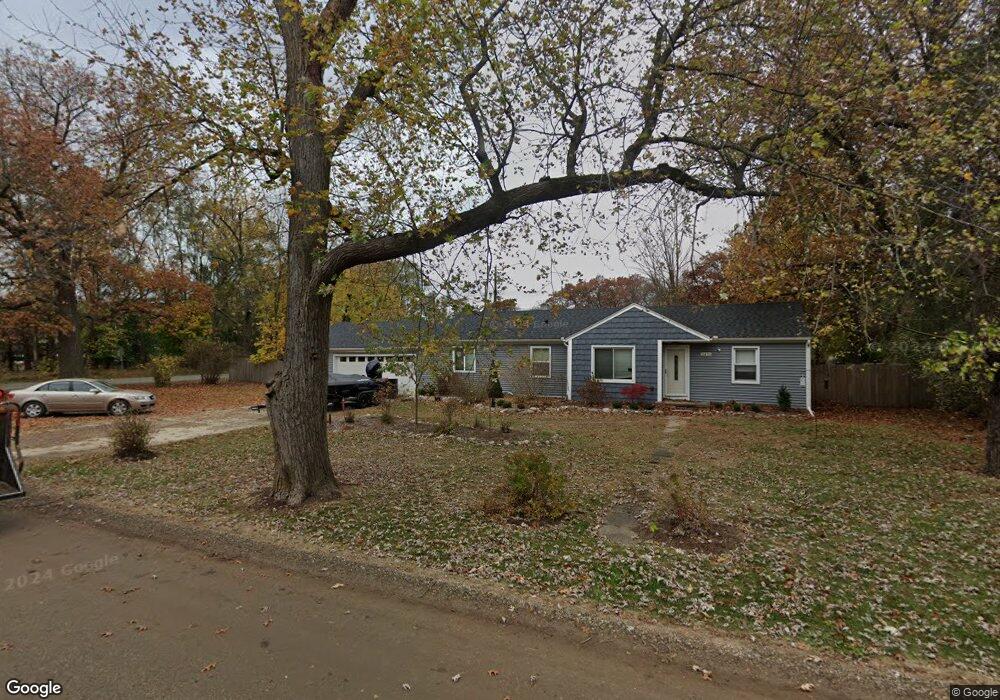 2470 Archdale, West Bloomfield, MI 48324 - photo 1