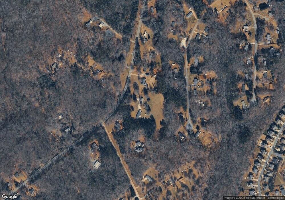 810 Stateline Rd, Clover, SC 29710 - photo 1