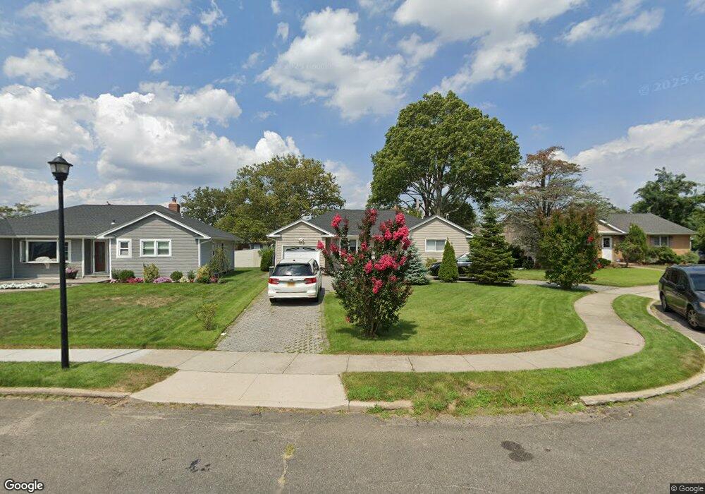 1132 Agnes Ct, Valley Stream, NY 11580 - photo 1