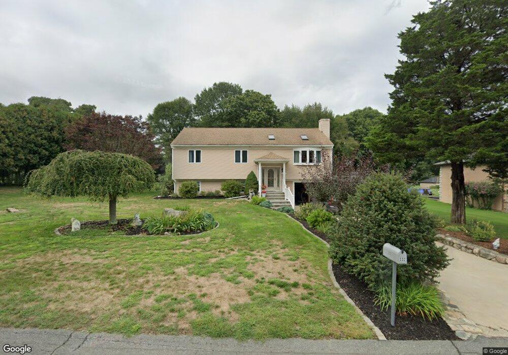 332 Blossom Hill Dr, Fall River, MA 02722 - photo 1