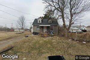 3072 Shaw St, Burton, MI 48529