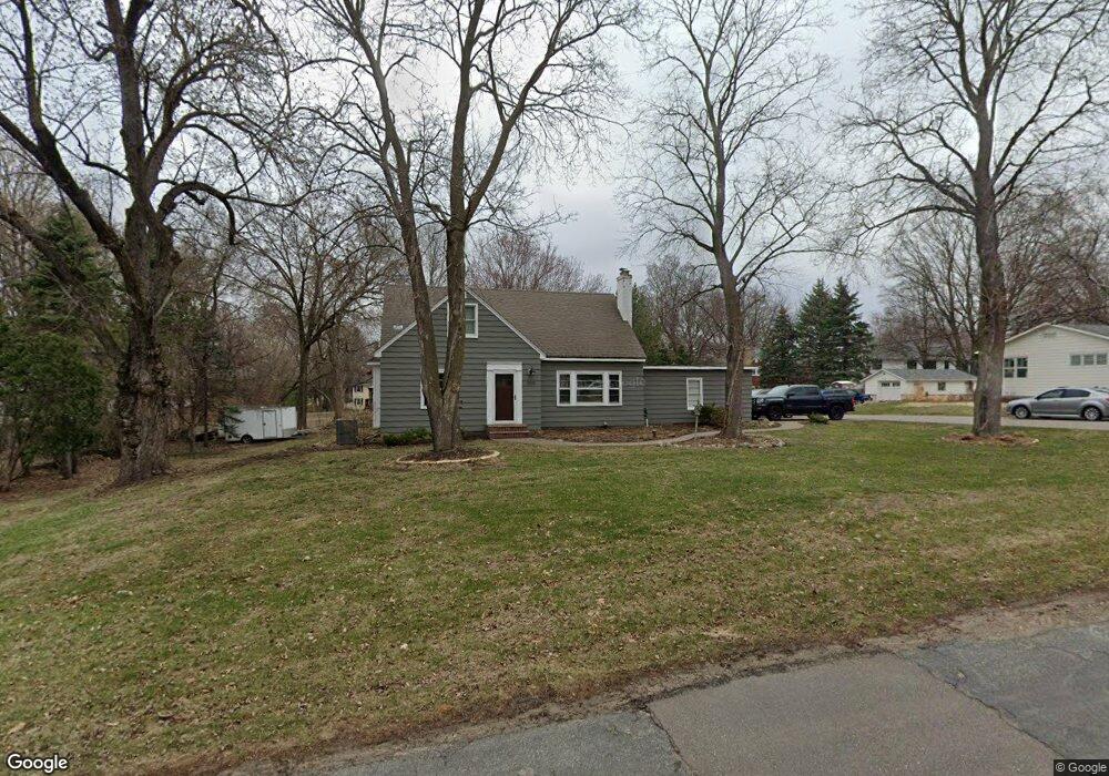 18800 Azure Rd, Wayzata, MN 55391 - photo 1