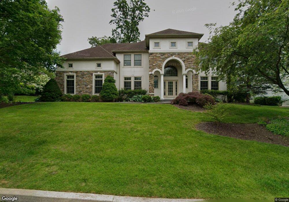 184 Robert Dr unit 14, Allentown, PA 18104 - photo 1