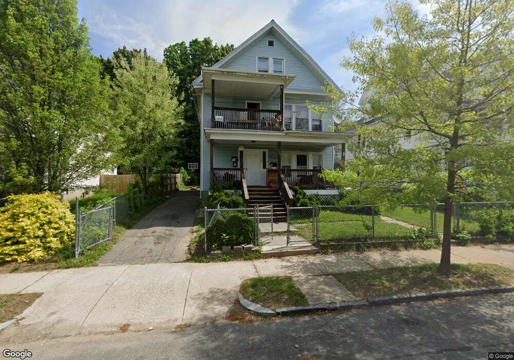 135 Massasoit St, Springfield, MA 01107 - photo 1