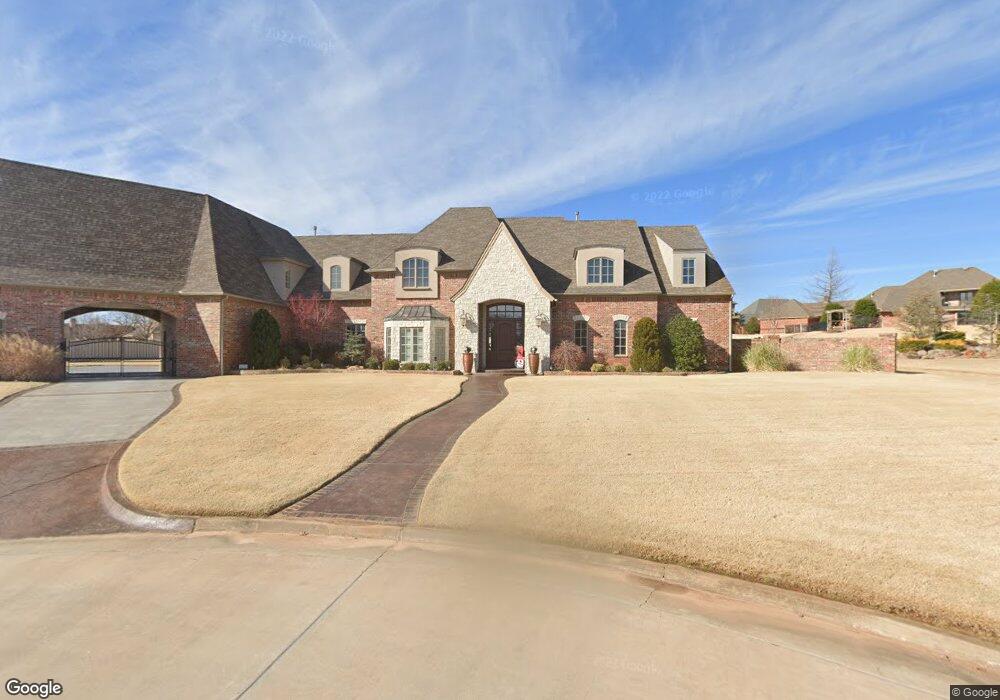 1104 Oakmont Cir, Shawnee, OK 74801 - photo 1