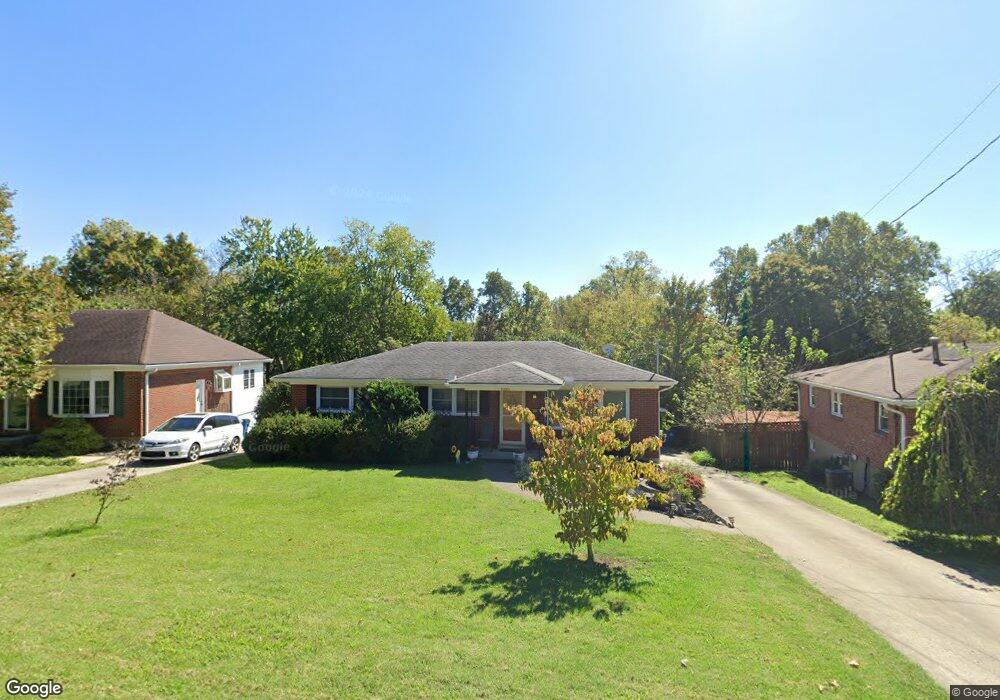 8225 Delido Rd, Louisville, KY 40219 - photo 1