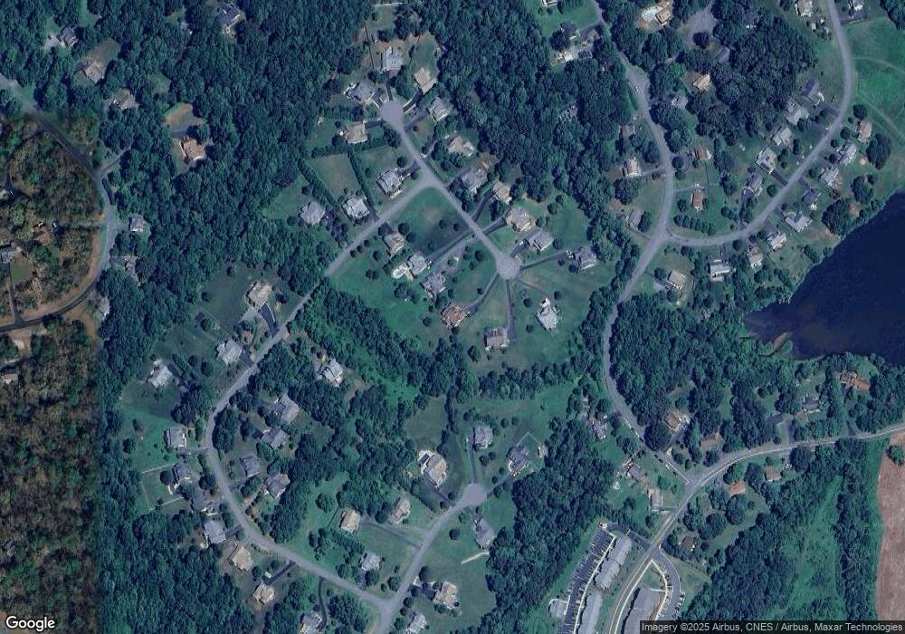 132 Doris Dr, Ruckersville, VA 22968 - photo 1