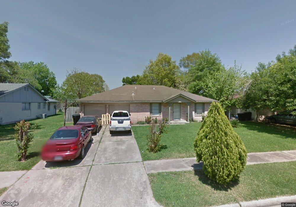 8427 Garden Parks Dr, Houston, TX 77075 - photo 1