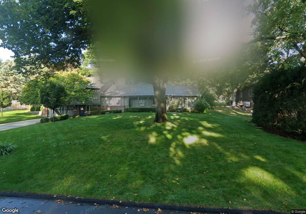 4907 Coventry Rd W, Minnetonka, MN 55345 - photo 1