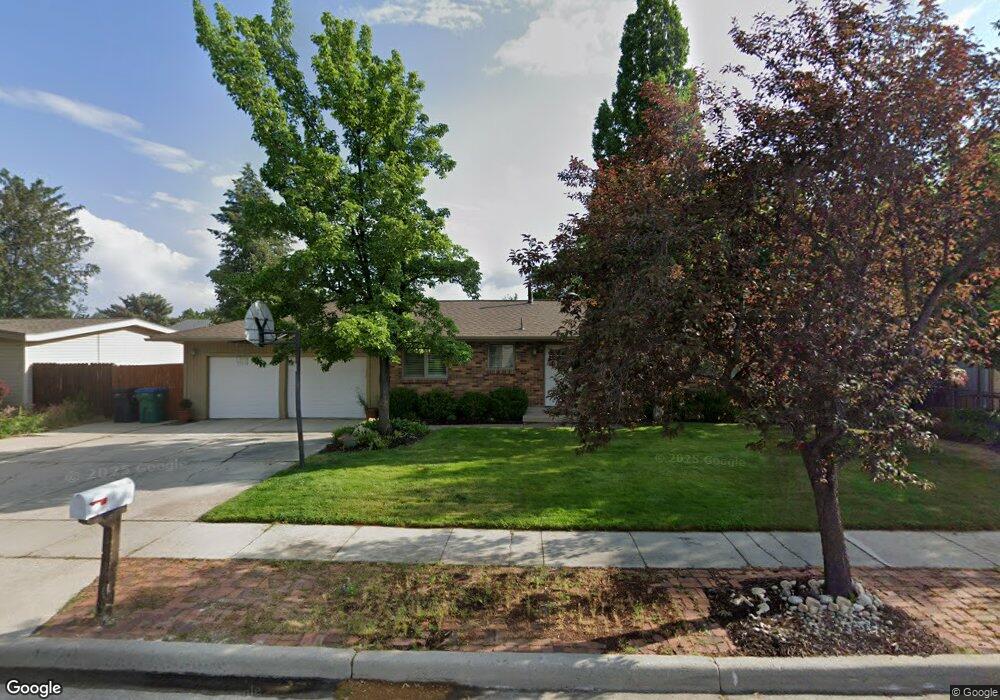 1429 E Coppercreek Rd, Sandy, UT 84093 - photo 1