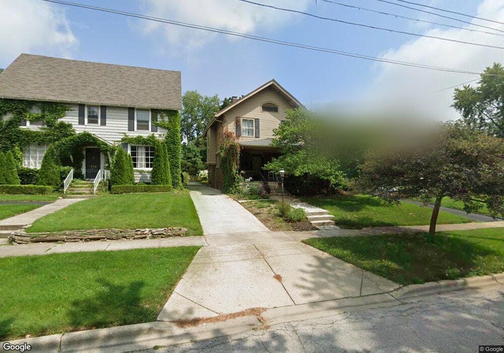 711 Garfield Ave, Aurora, IL 60506 - photo 1