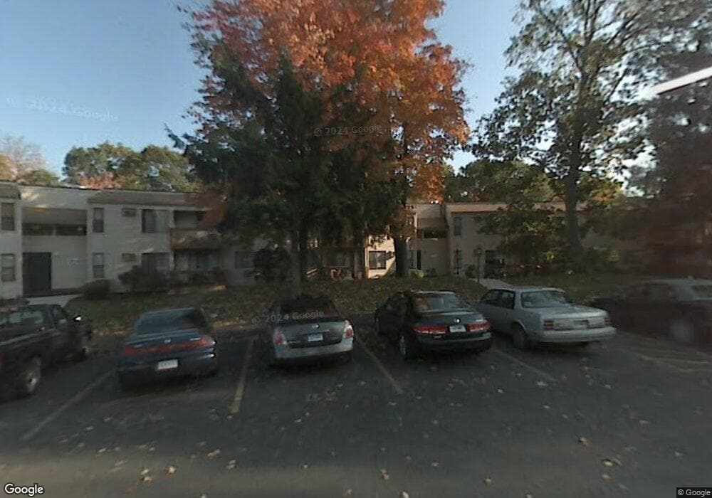 47 Woodland Dr, Cromwell, CT 06416 - photo 1