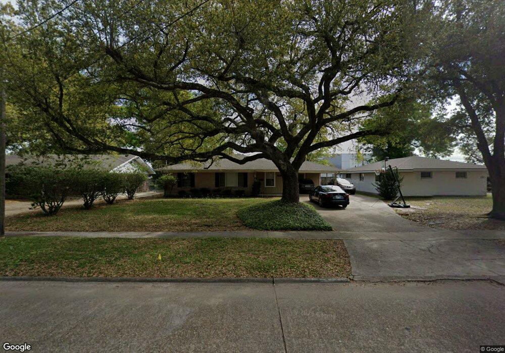 808 Mccall St, Lake Charles, LA 70607 - photo 1