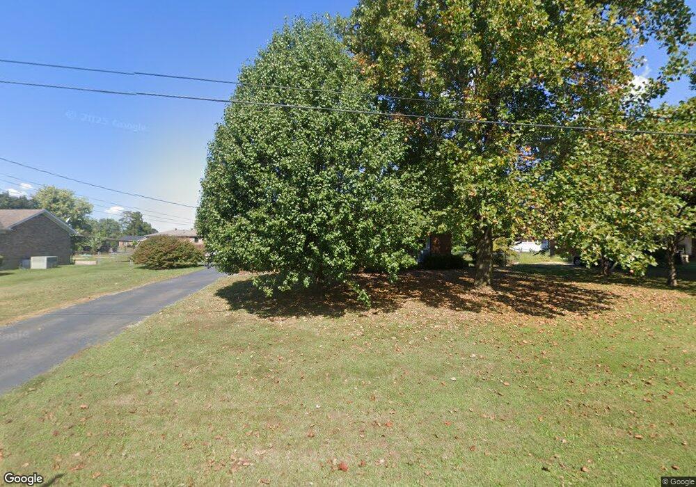 215 Harrison Cir, Mount Washington, KY 40047 - photo 1