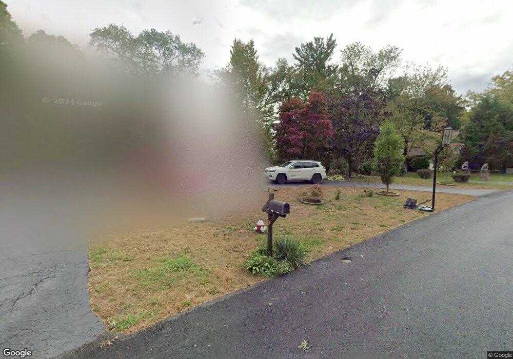 38 Oaktree Ln, Schenectady, NY 12309 - photo 1