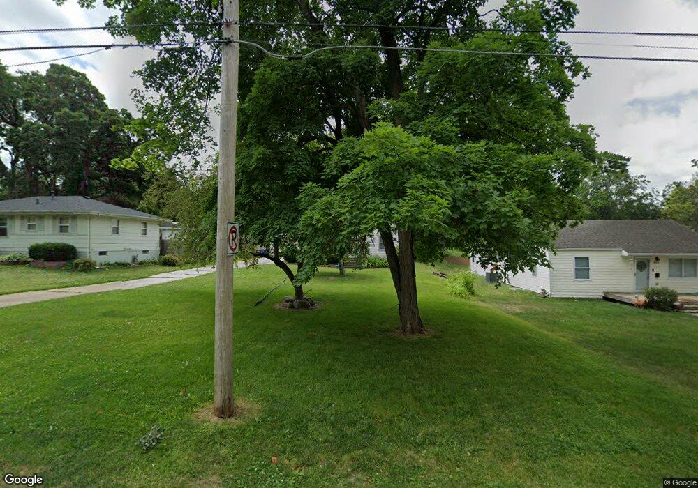 347 E Broad St, Des Moines, IA 50315 - photo 1