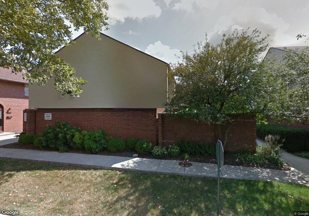 1934 Willoway Cir S unit 1934, Columbus, OH 43220 - photo 1