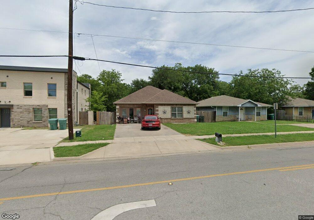 303 E Brockett St, Sherman, TX 75090 - photo 1