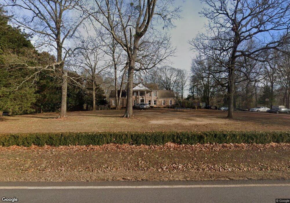 425 Boone Rd, Hoschton, GA 30548 - photo 1