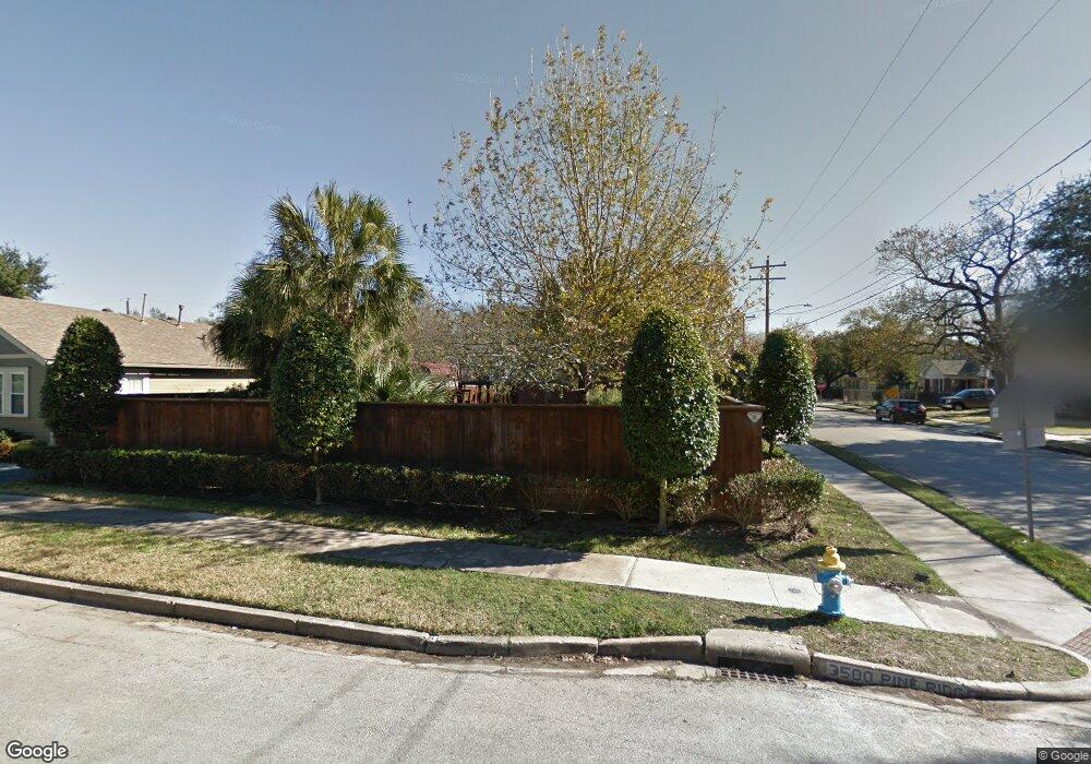 1015 Merrill St, Houston, TX 77009 - photo 1