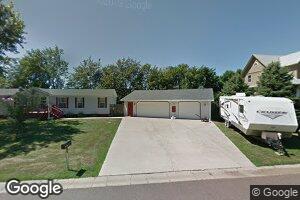 211 Kemper St, Viborg, SD 57070