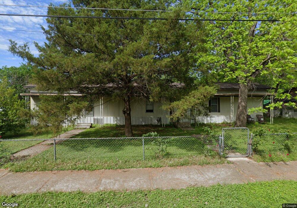 707 S Dallas St, Ennis, TX 75119 - photo 1
