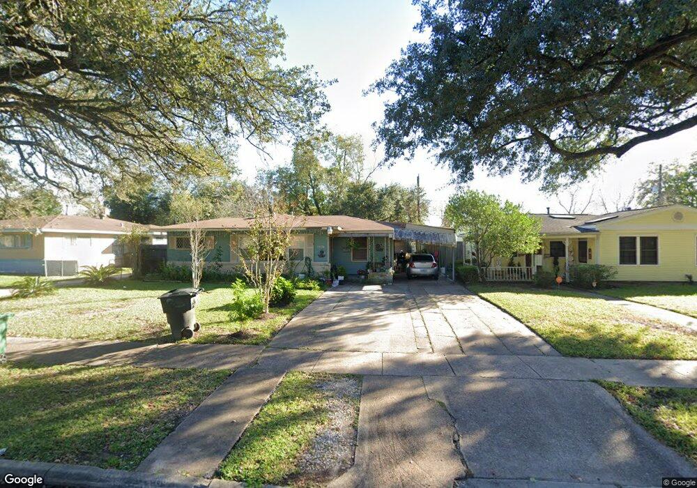 7428 Moline St, Houston, TX 77087 - photo 1
