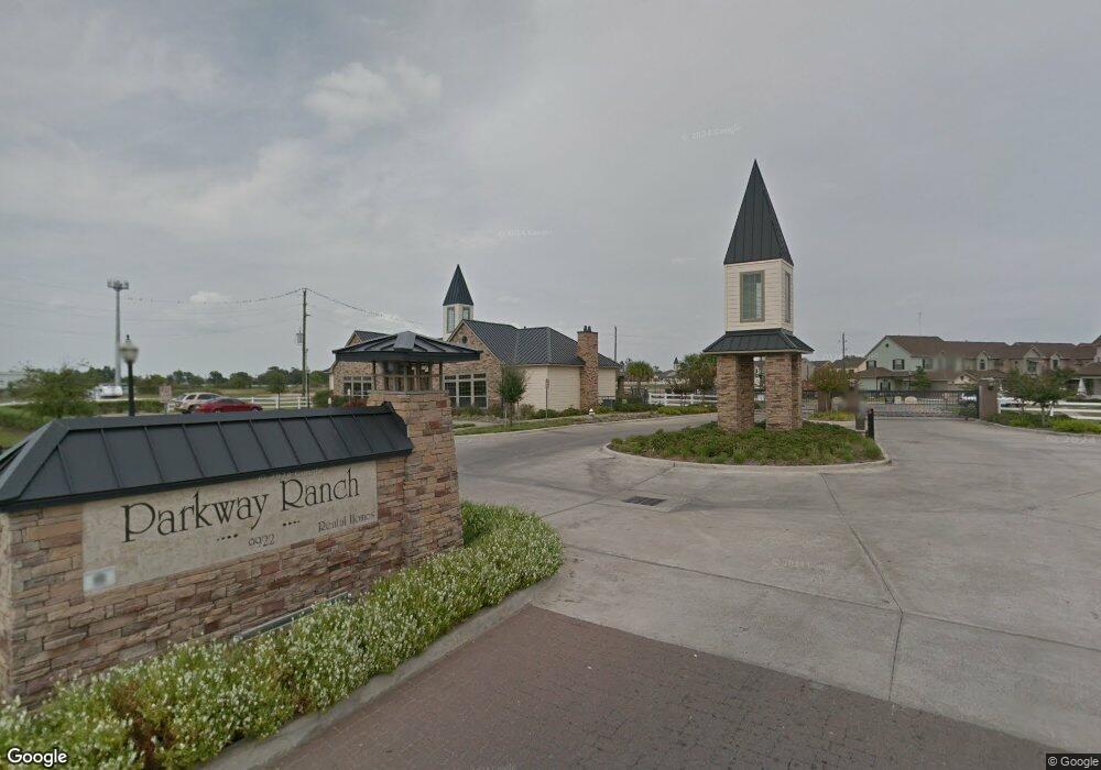 9922 W Montgomery Rd, Houston, TX 77088 - photo 1