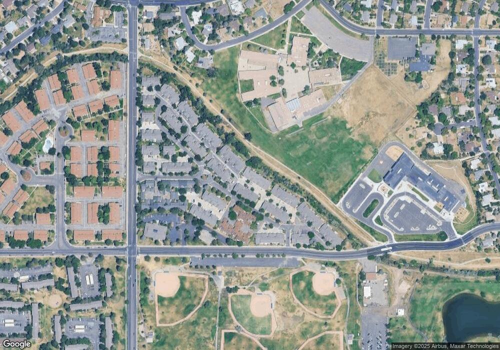 12223 E 2nd Dr, Aurora, CO 80011 - photo 1