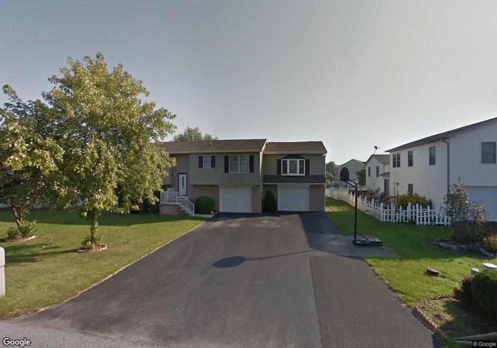 1877 Wood Duck Dr E, Chambersburg, PA 17202 - photo 1