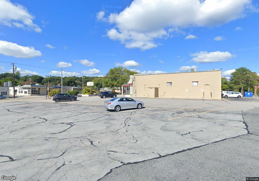 601 Smithfield Ave, Pawtucket, RI 02860 - photo 1