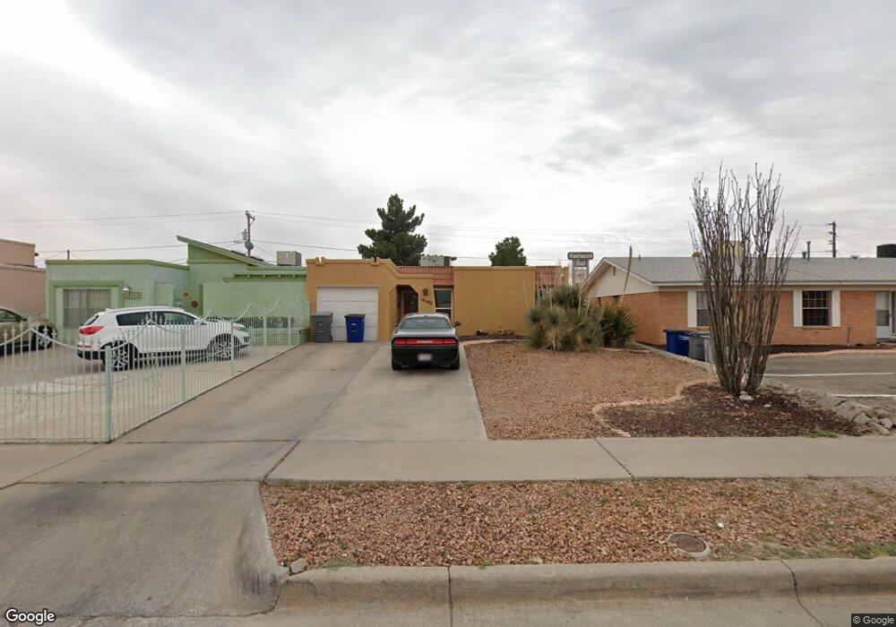 10402 Ashwood Dr, El Paso, TX 79935 - photo 1