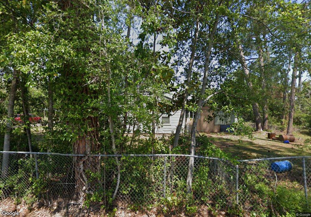 1102 Gaskin Ave N, Douglas, GA 31533 - photo 1