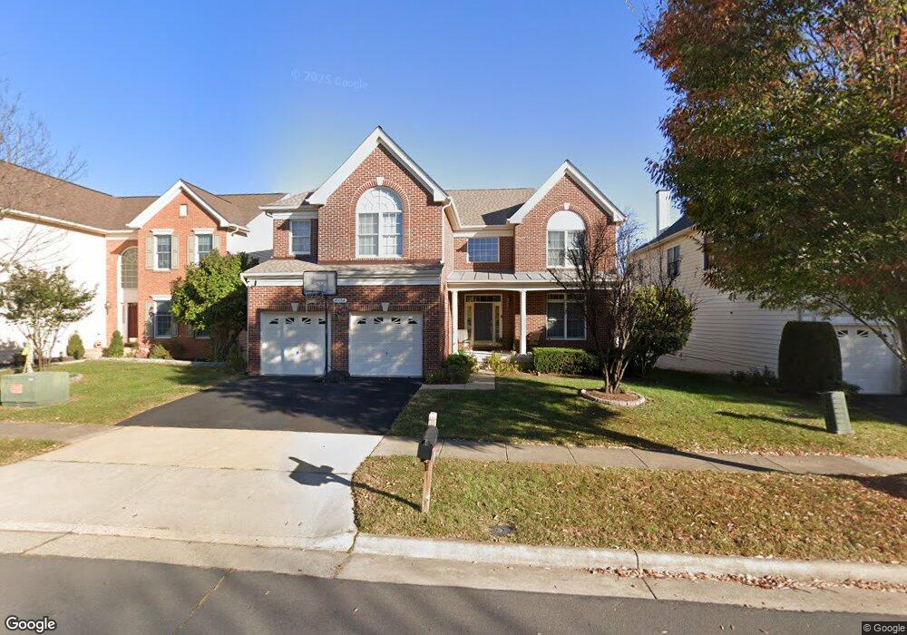 43084 Hallmark St, Chantilly, VA 20152 - photo 1