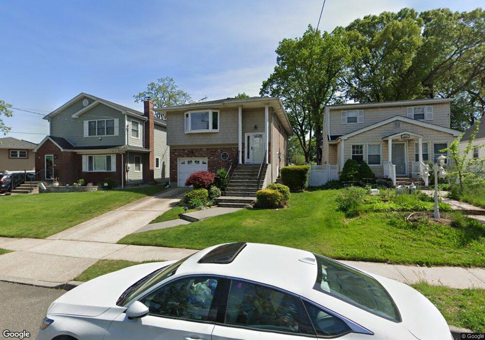 615 Wall St, West Hempstead, NY 11552 - photo 1