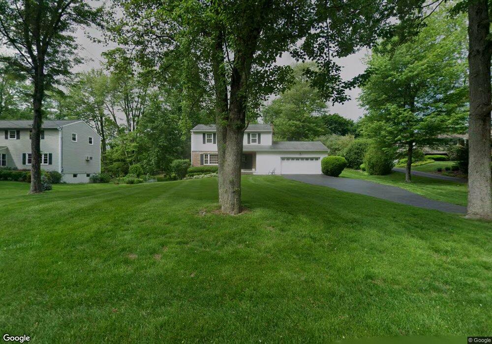 8 Bell Air Ln, Wappingers Falls, NY 12590 - photo 1