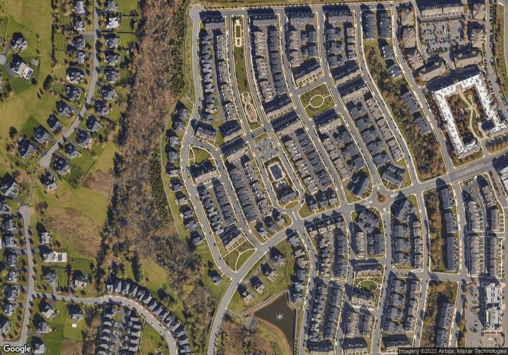 22559 Naugatuck Square, Ashburn, VA 20148 - photo 1