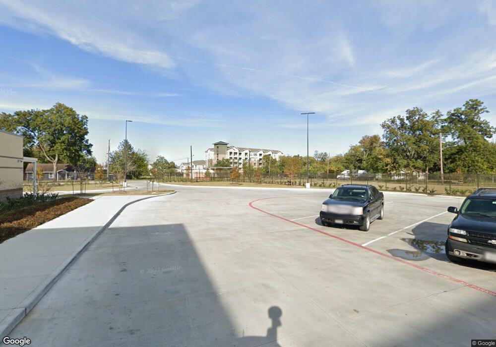 4220 Harvard St, Houston, TX 77018 - photo 1