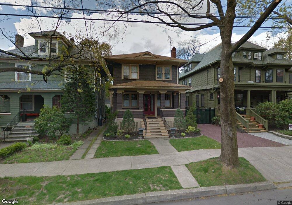 221 Reynolds St, Kingston, PA 18704 - photo 1