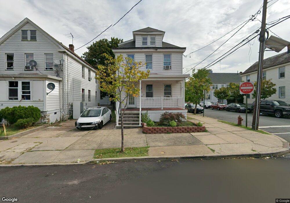 17 Freeman St, New Brunswick, NJ 08901 - photo 1