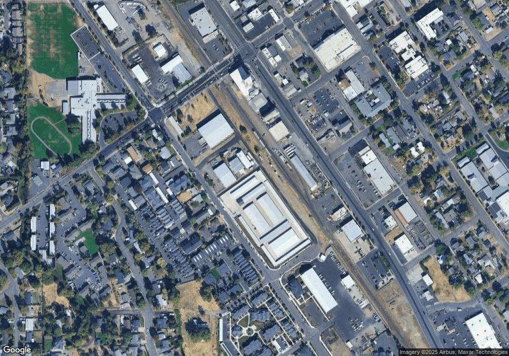 146 Amy St, Central Point, OR 97502 - photo 1